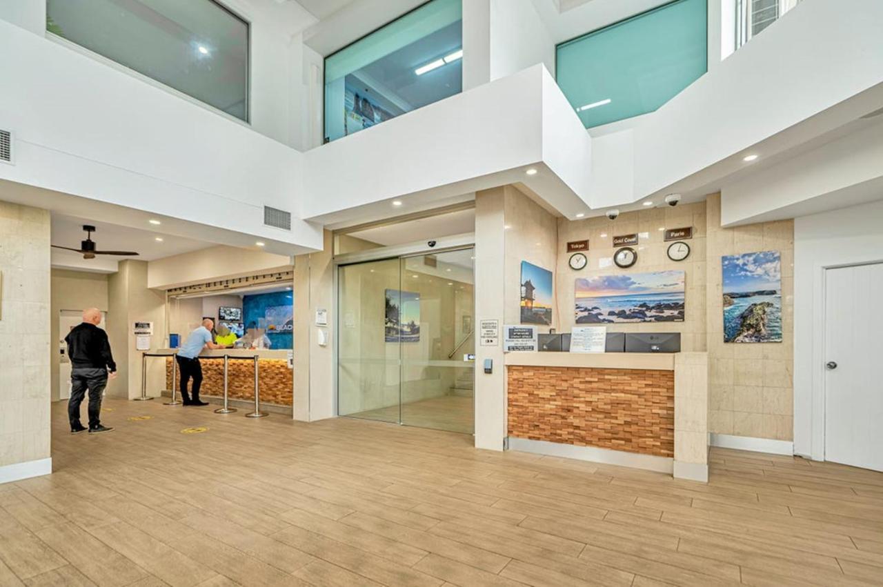 Beachside Apartment In The Heart Of Surfers Paradise - Free Parking Gold Coast Exterior photo
