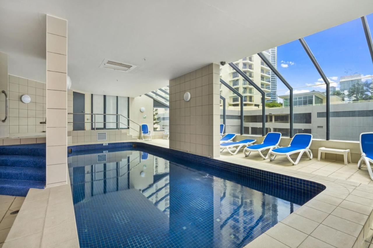 Beachside Apartment In The Heart Of Surfers Paradise - Free Parking Gold Coast Exterior photo